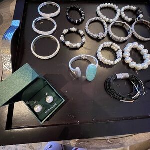 LOT 30 VINTAGE COSTUME Jewelry W/ Turquoise,Pearl, Rhinestone,Silver, leather